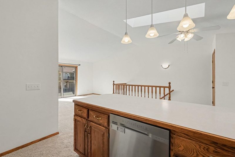11121 Edgewood Cir N, Champlin, MN 55316