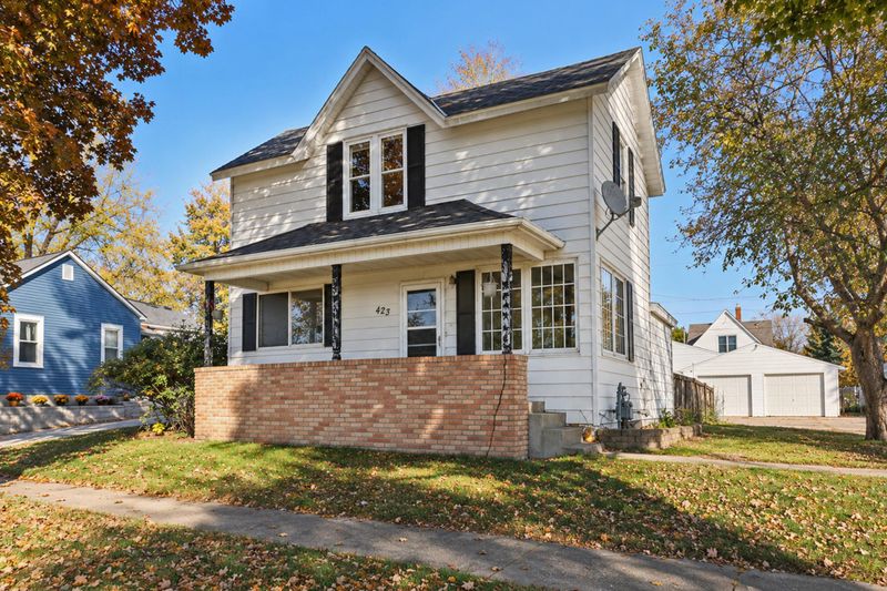 423 Walnut Ave S, Owatonna, MN 55060