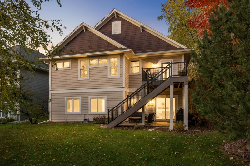 1252 Waters Pa, Woodbury, MN 55129
