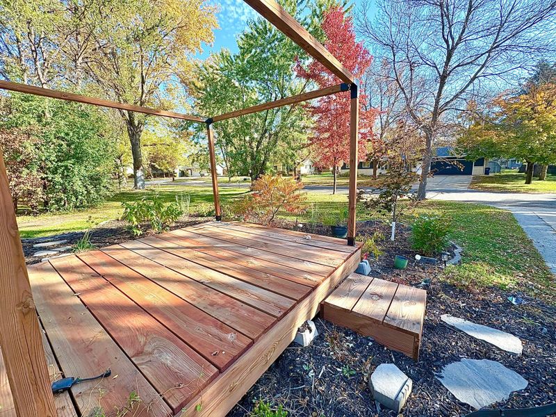 1769 Poppy Rd, Saint Cloud, MN 56303