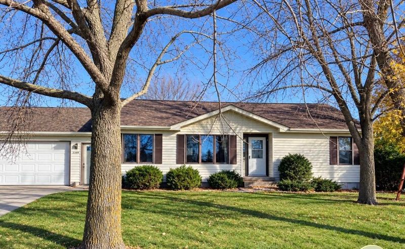 220 3rd St NW, Ulen, MN 56585