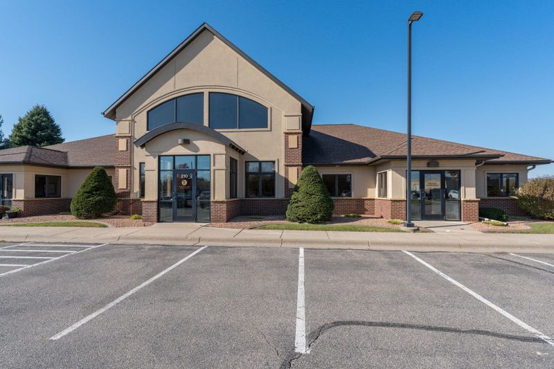 150 St Andrews Ct #Ste 200 & 210, Mankato, MN 56001