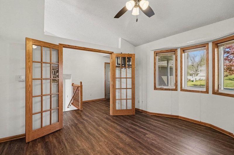 1108 N Ridge Dr NW, Montgomery, MN 56069