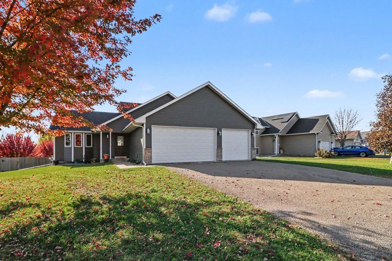 1108 N Ridge Dr NW, Montgomery, MN 56069