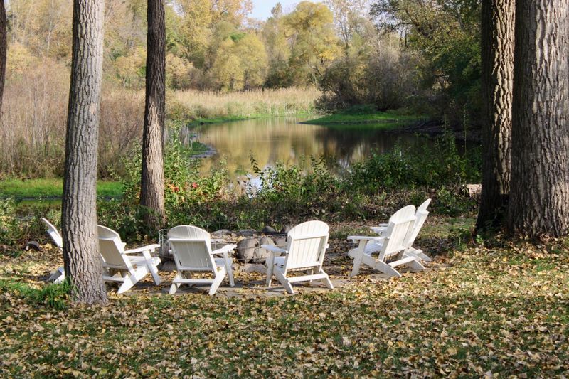 1438 Pondview Cir, Lino Lakes, MN 55038