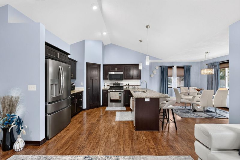 2403 Tee Time Rd SE, Rochester, MN 55904