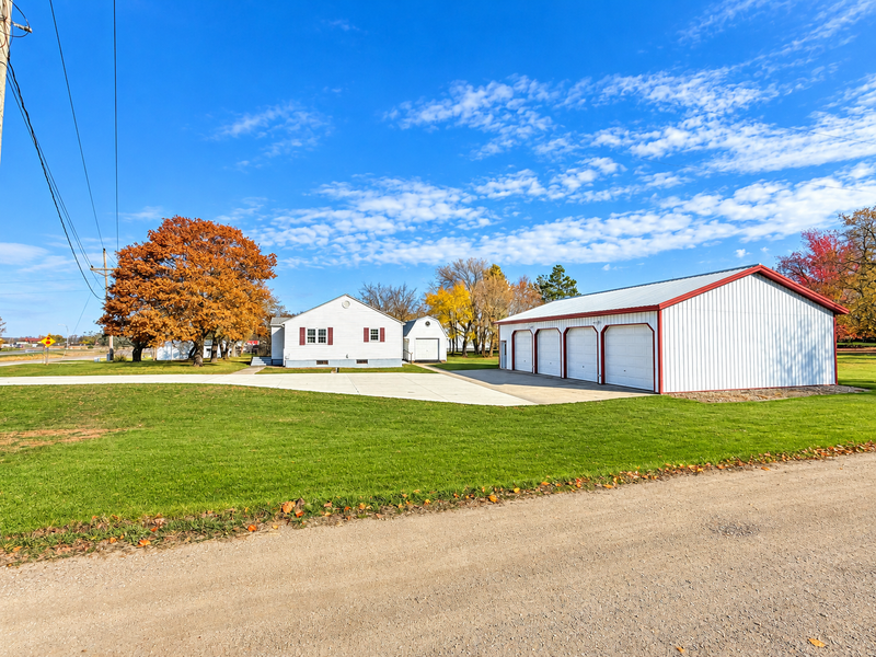 18913 Frontage Rd, Detroit Lakes, MN 56501
