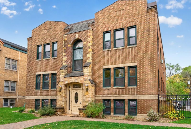 4221 Nicollet Ave #100, Minneapolis, MN 55409