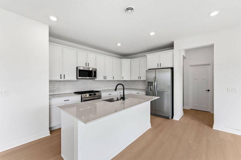 7620 Lotus Ln, Lino Lakes, MN 55038