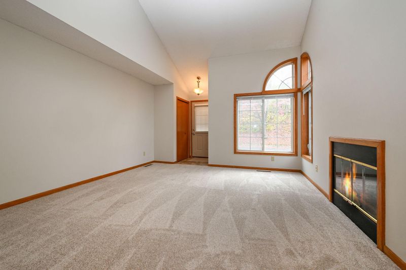 1067 S Fillmore Cir NE, Fridley, MN 55432