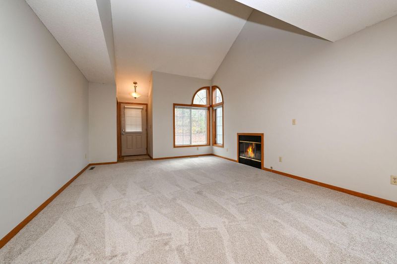 1067 S Fillmore Cir NE, Fridley, MN 55432