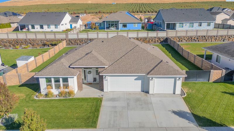3956 Corvina, Richland, WA 99352