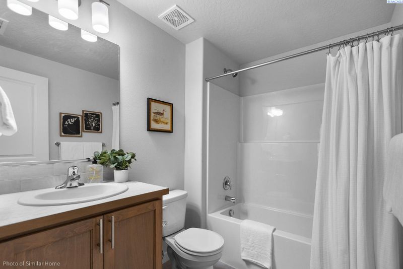 7358 W 24th Ave, Kennewick, WA 99338