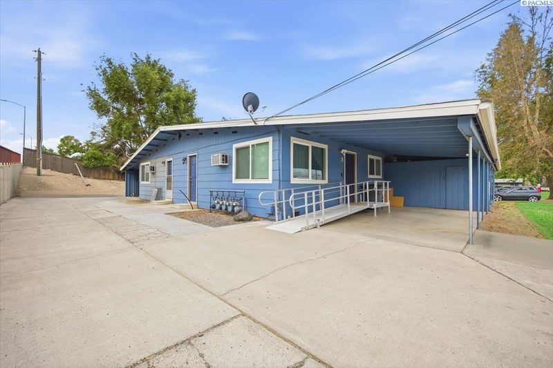 1007 S Gum St, Kennewick, WA 99337