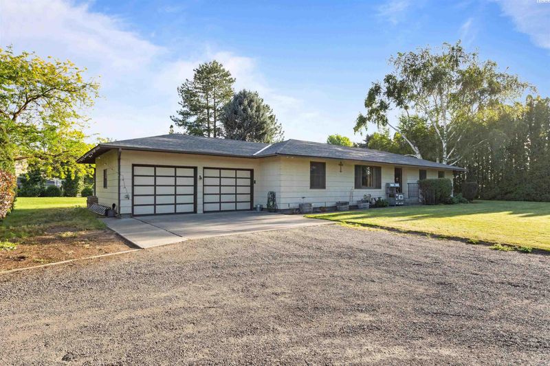 11002 S 1518 Pr Sw, Prosser, WA 99350