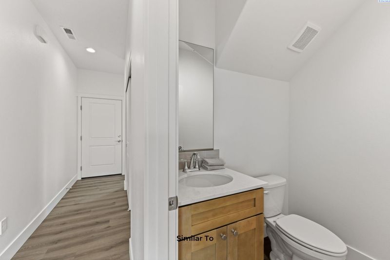 233 N Dewberry Pl, Kennewick, WA 99336
