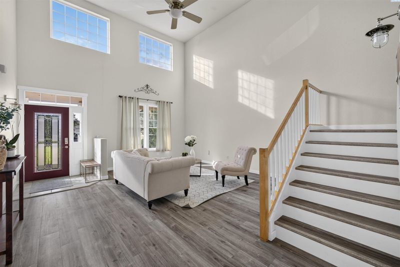 5311 Oriole Ln, Pasco, WA 99301
