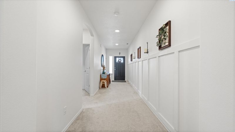 831 Annajean Ave, Benton City, WA 99320