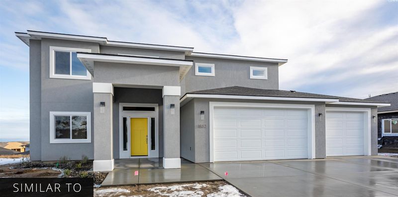 1122 S Florida Loop, Kennewick, WA 99338
