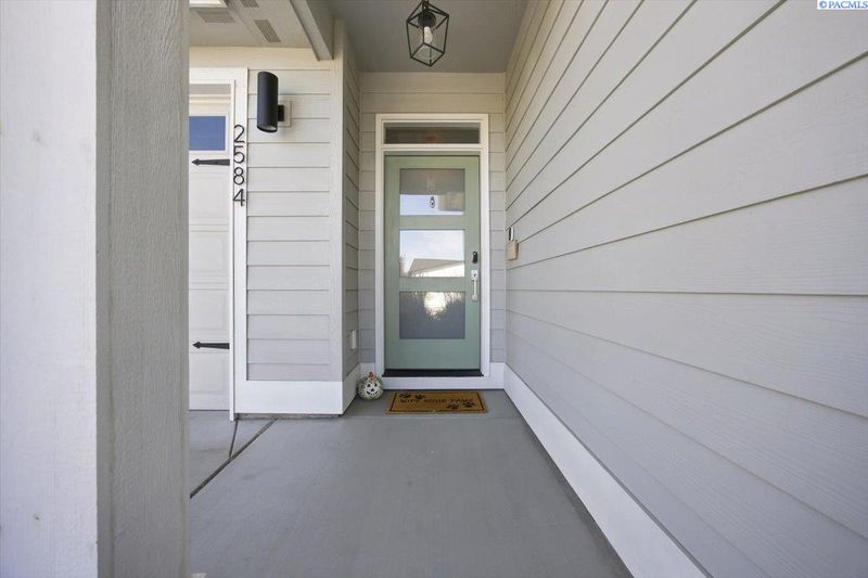 2584 Clark Ridge Dr, Richland, WA 99352