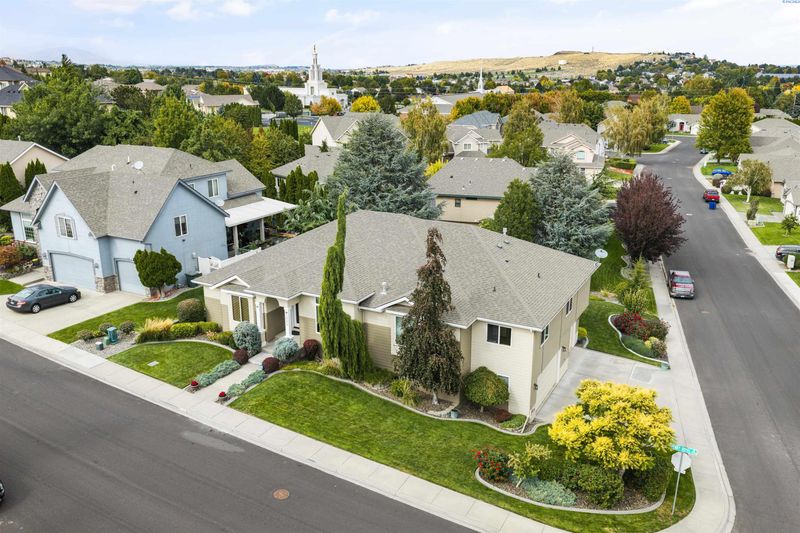 1995 Penny Royal Ave, Richland, WA 99352