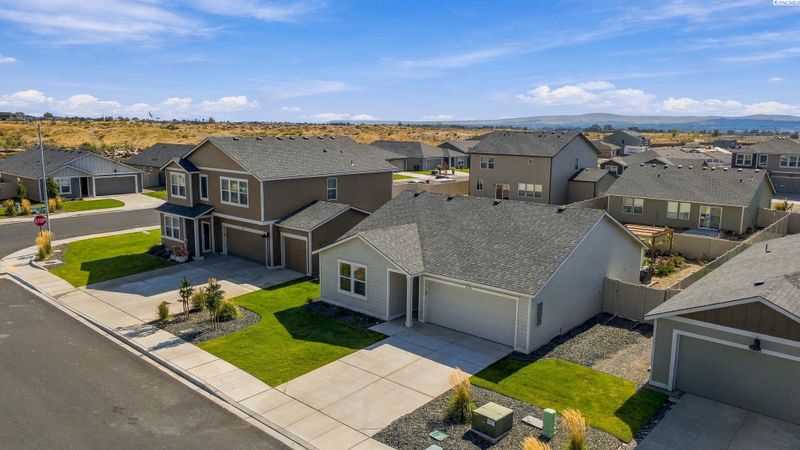 11216 Nottingham Dr, Pasco, WA 99301