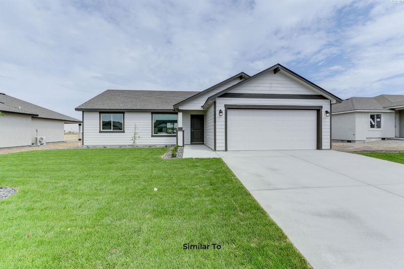 10116 Sunset Trl, Pasco, WA 99301