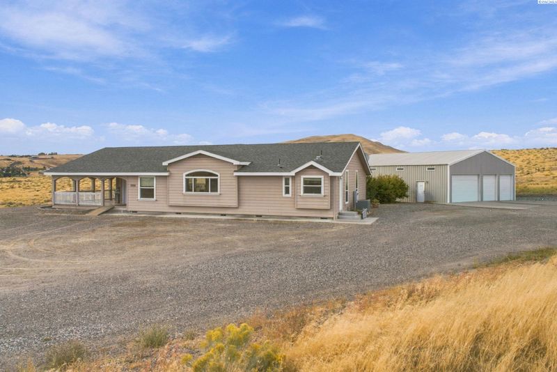 11708 E Ruppert Rd, Benton City, WA 99320