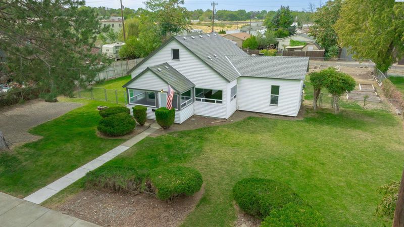 409 N Garfield St, Kennewick, WA 99336