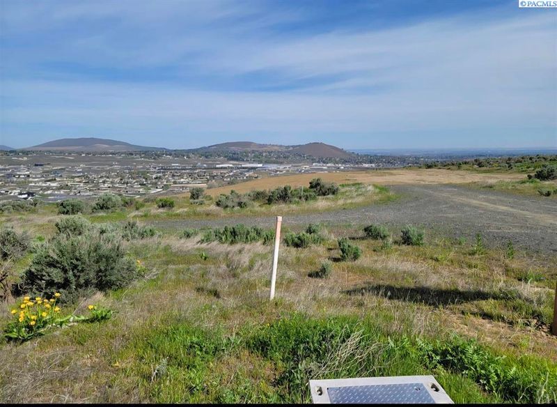 107043 E 245 Pr Se, Kennewick, WA 99338