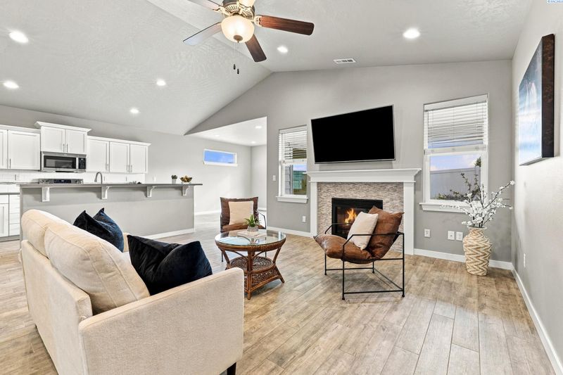 2816 Chelan Loop, Richland, WA 99352