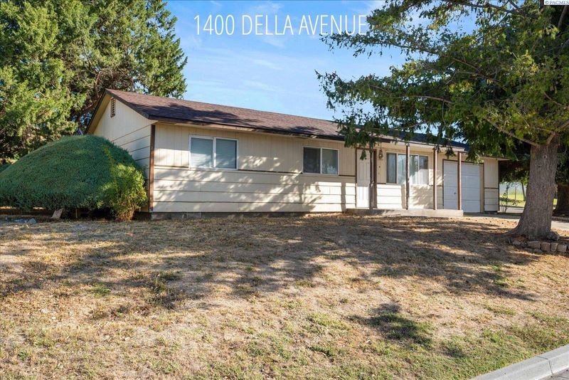 1203 11th St, Benton City, WA 99320