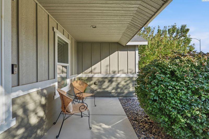 6606 W 6th Ave, Kennewick, WA 99336