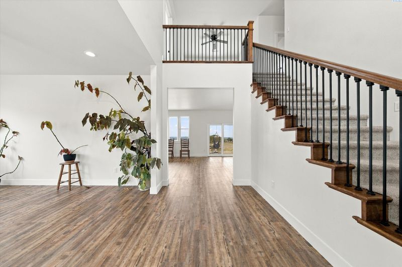 790 Decker Rd, Pasco, WA 99301