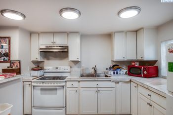 417 Winslow Ave, Richland, WA 99352