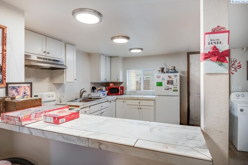 417 Winslow Ave, Richland, WA 99352