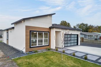 1022 Road 64, Pasco, WA 99301