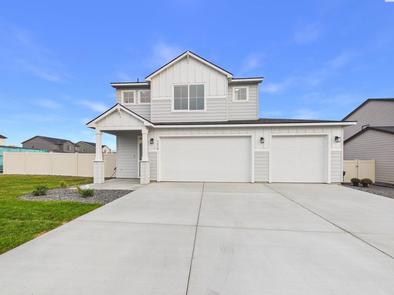1410 Jenna Ave, Benton City, WA 99320