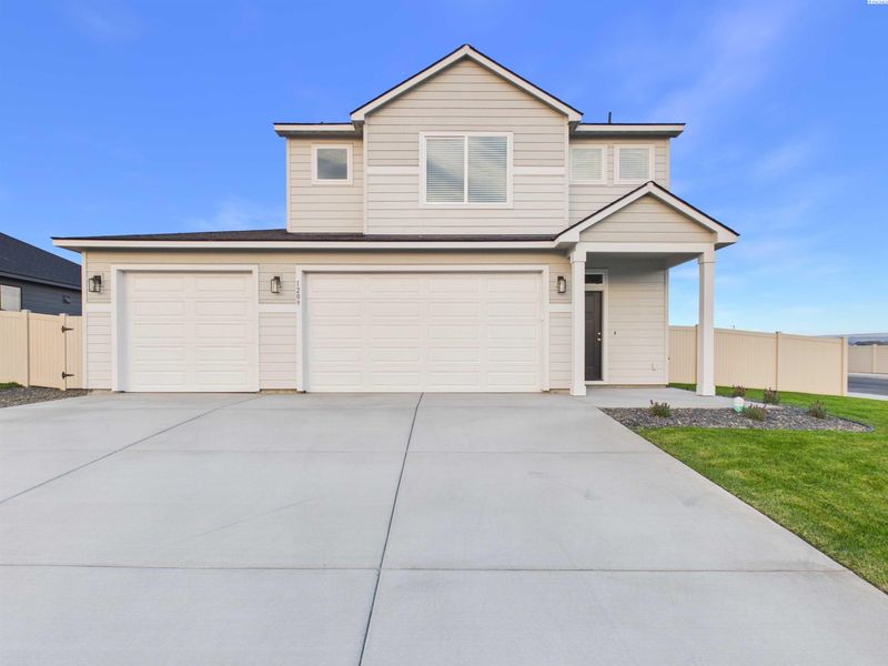 1209 18th St, Benton City, WA 99320
