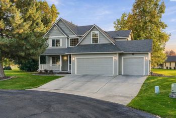 11 Zinnia Ct, Pasco, WA 99301