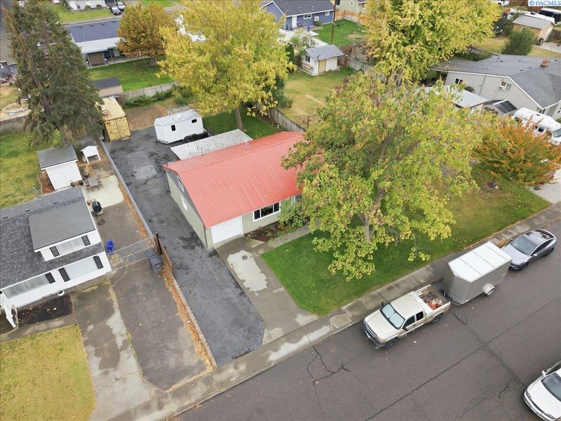 1925 W 3rd Ave, Kennewick, WA 99336-3243