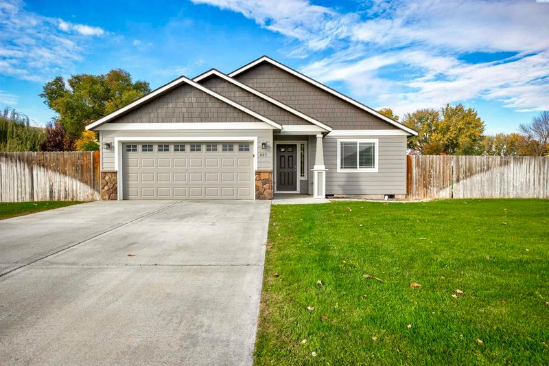 405 Sanlyn Ct, Benton City, WA 99320