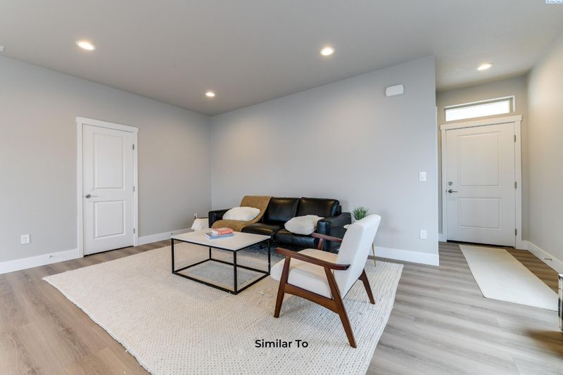 6406 Bulldog Ln, Pasco, WA 99301