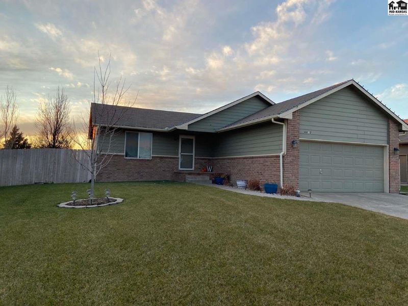 4407 N Pearline St, Maize, KS 67101