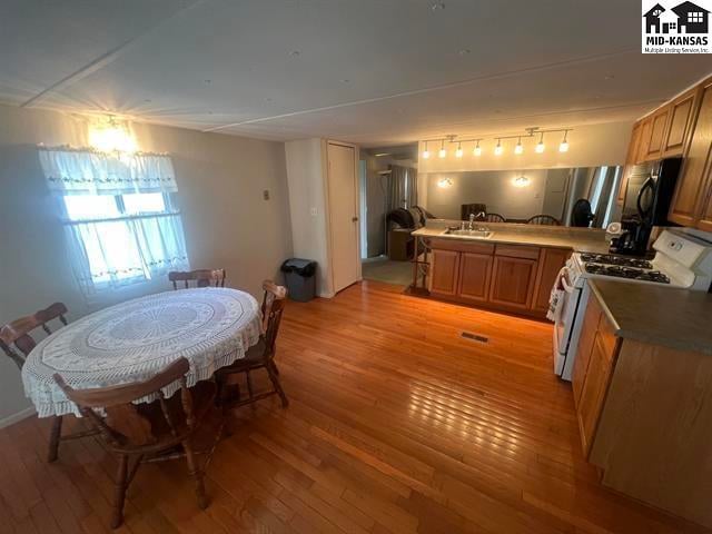 2121 Kruse Dr, Marion, KS 66861