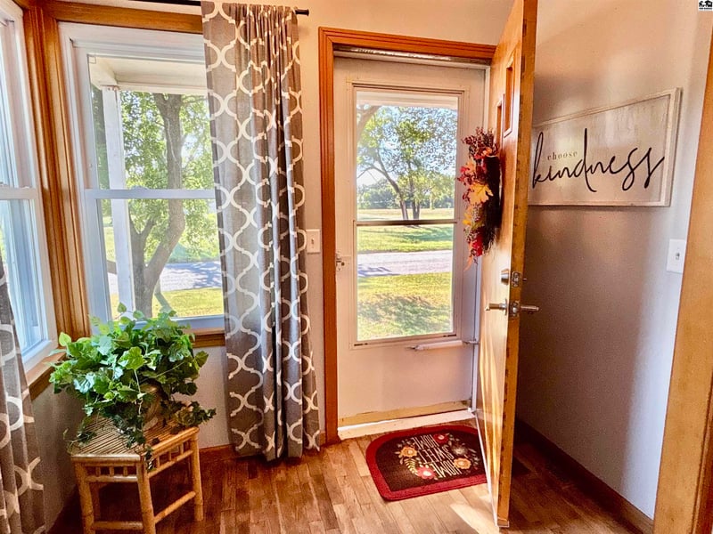 201 S Hickory St, Mcpherson, KS 67460