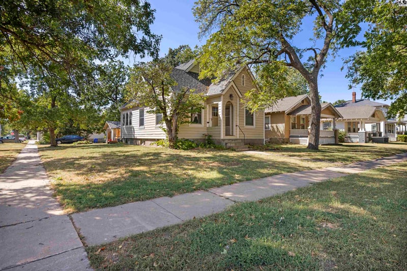 322 S Ash St, Mcpherson, KS 67460