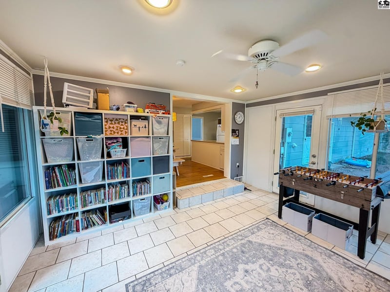 4 Hickory Ct, Newton, KS 67114