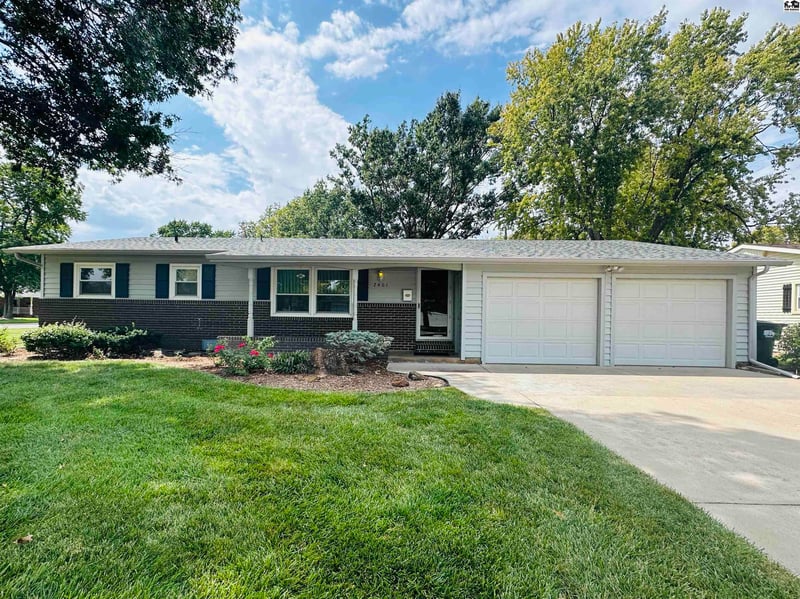 2401 N Tyler St, Hutchinson, KS 67502