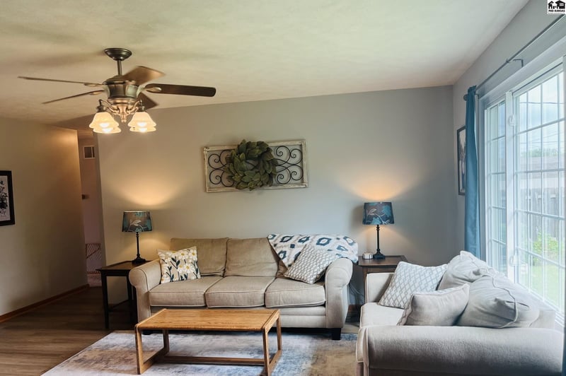 205 E 37th Ave, Hutchinson, KS 67502